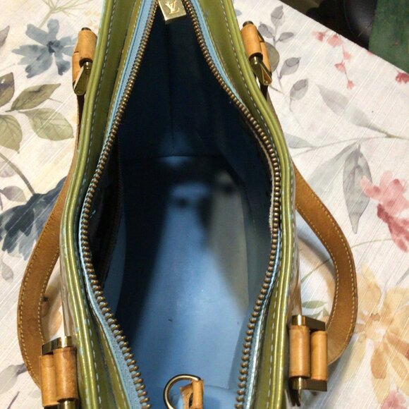 Louis Vuitton Vernis Bag Light Green - Picture 2 of 4